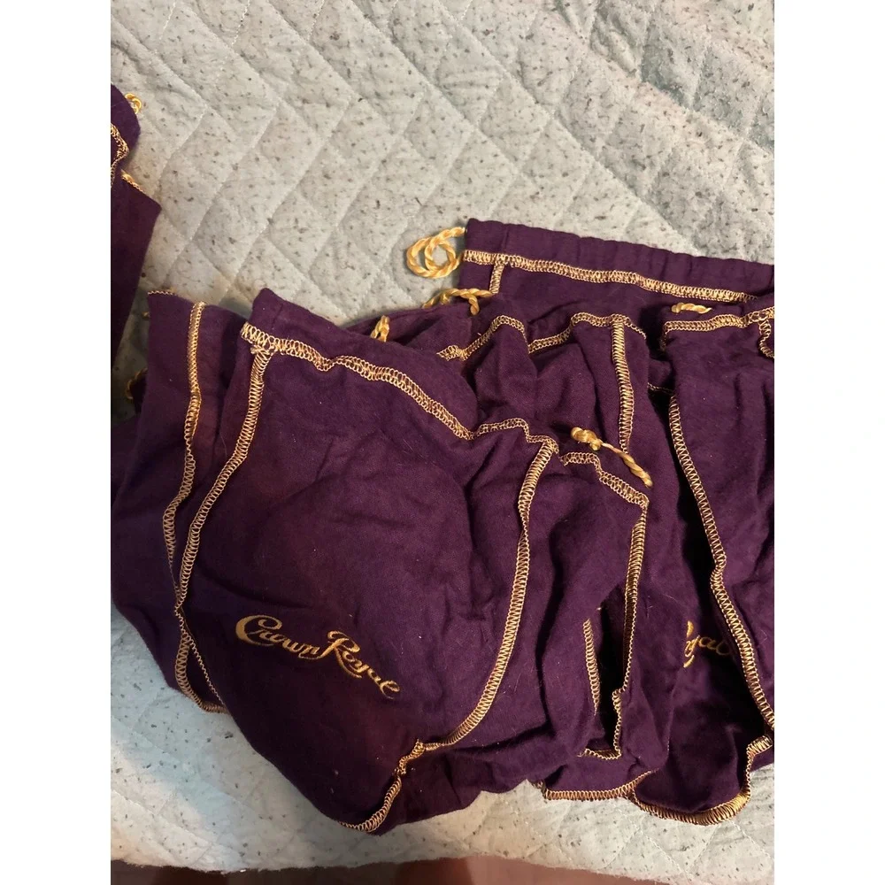 Lot of Crown Royal Purple Drawstring Bags Velvet Felt Crafting‎ Dice Pouches